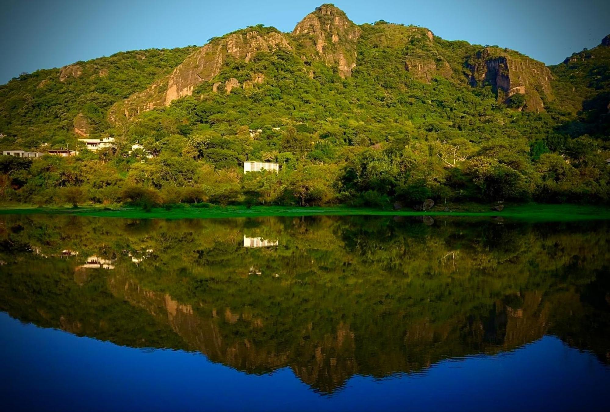 Santuario Ave Fenix-Cabanas Tepoztlán Exteriör bild